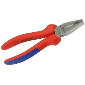 Profesionalna kombinirana kliješta kombinirke duljine 160 mm, model 90005 160, s ergonomskim ručkama za siguran hvat.