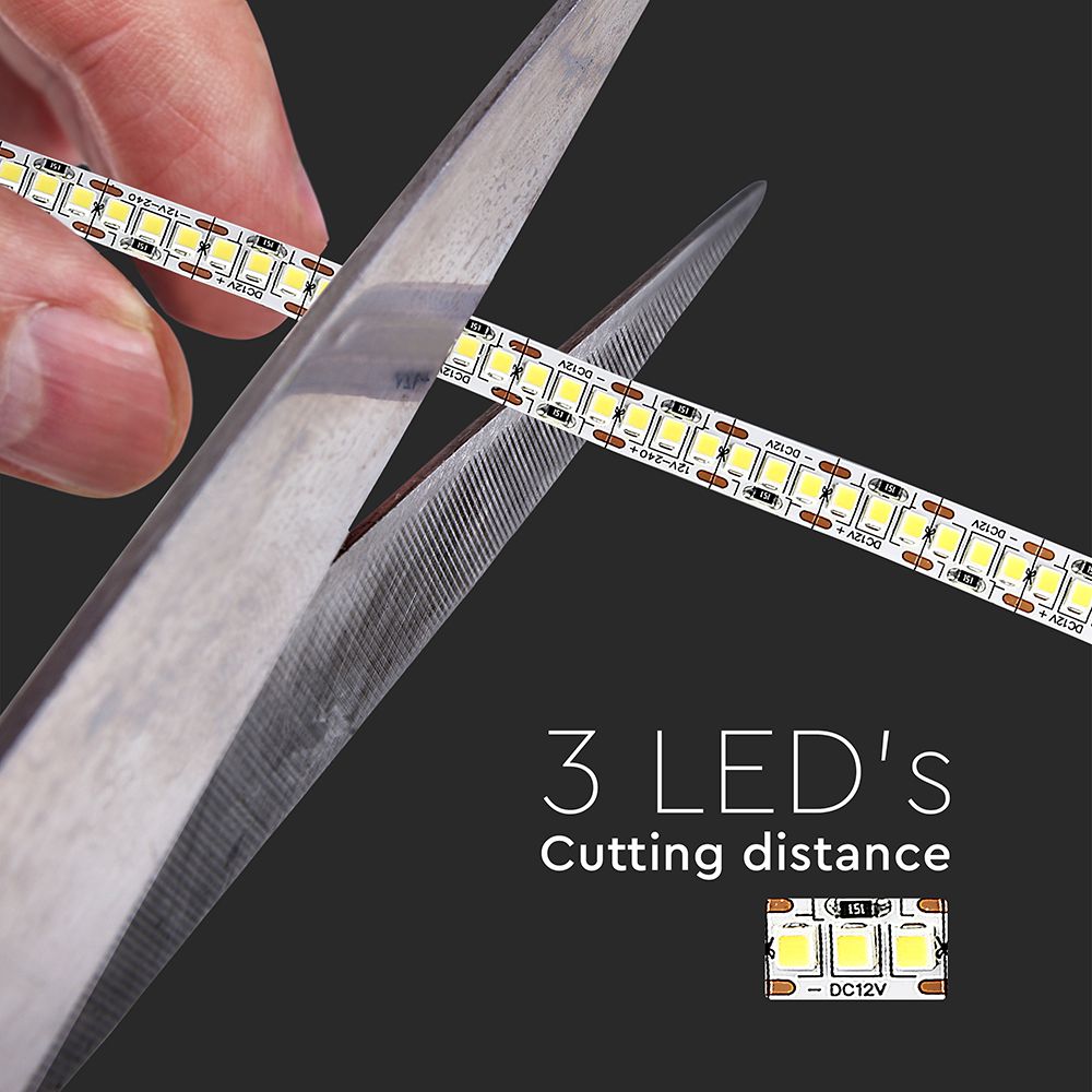 LED TRAKA 240LED 4000K 5M 212165